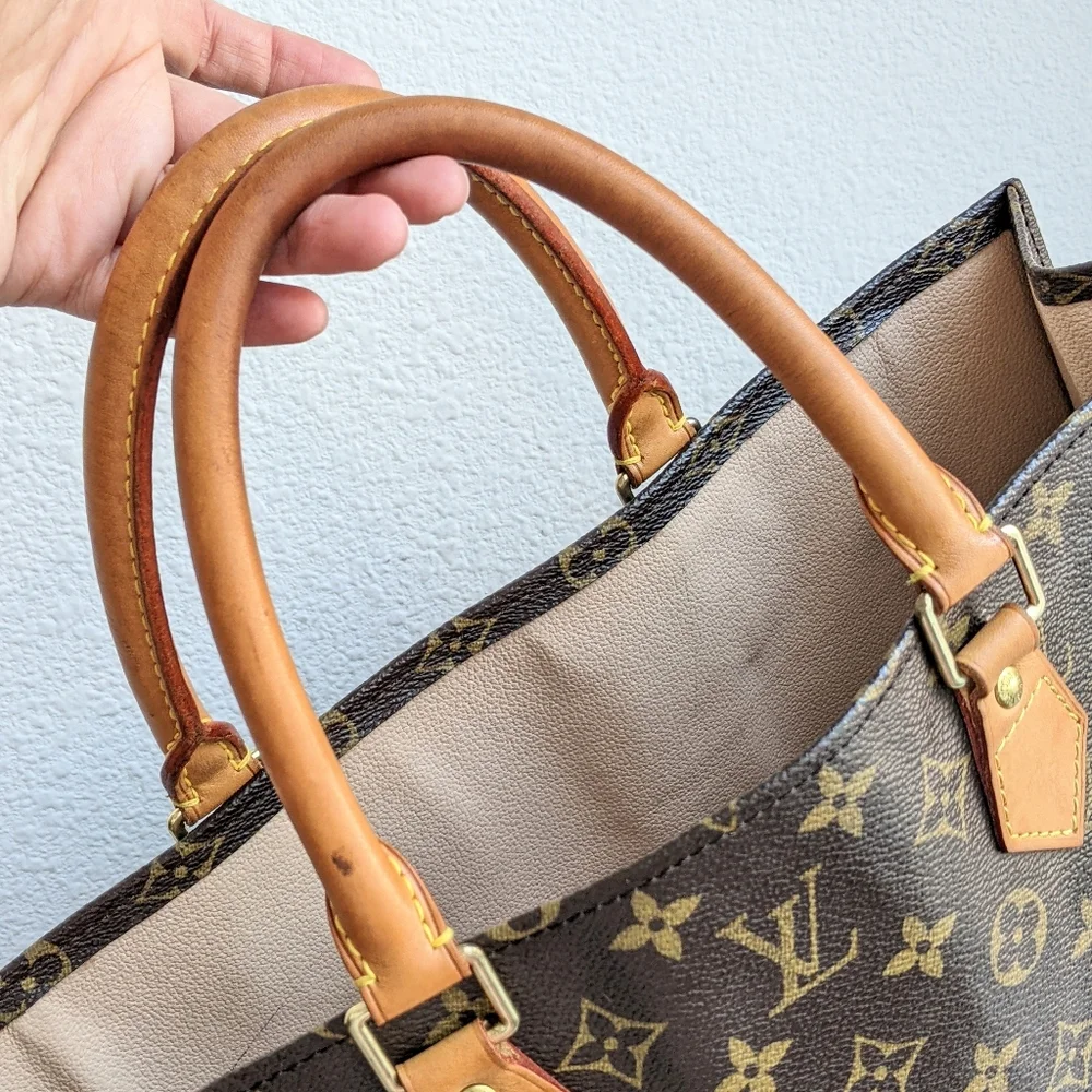 Louis Vuitton Monogram Sac Plat Bag
